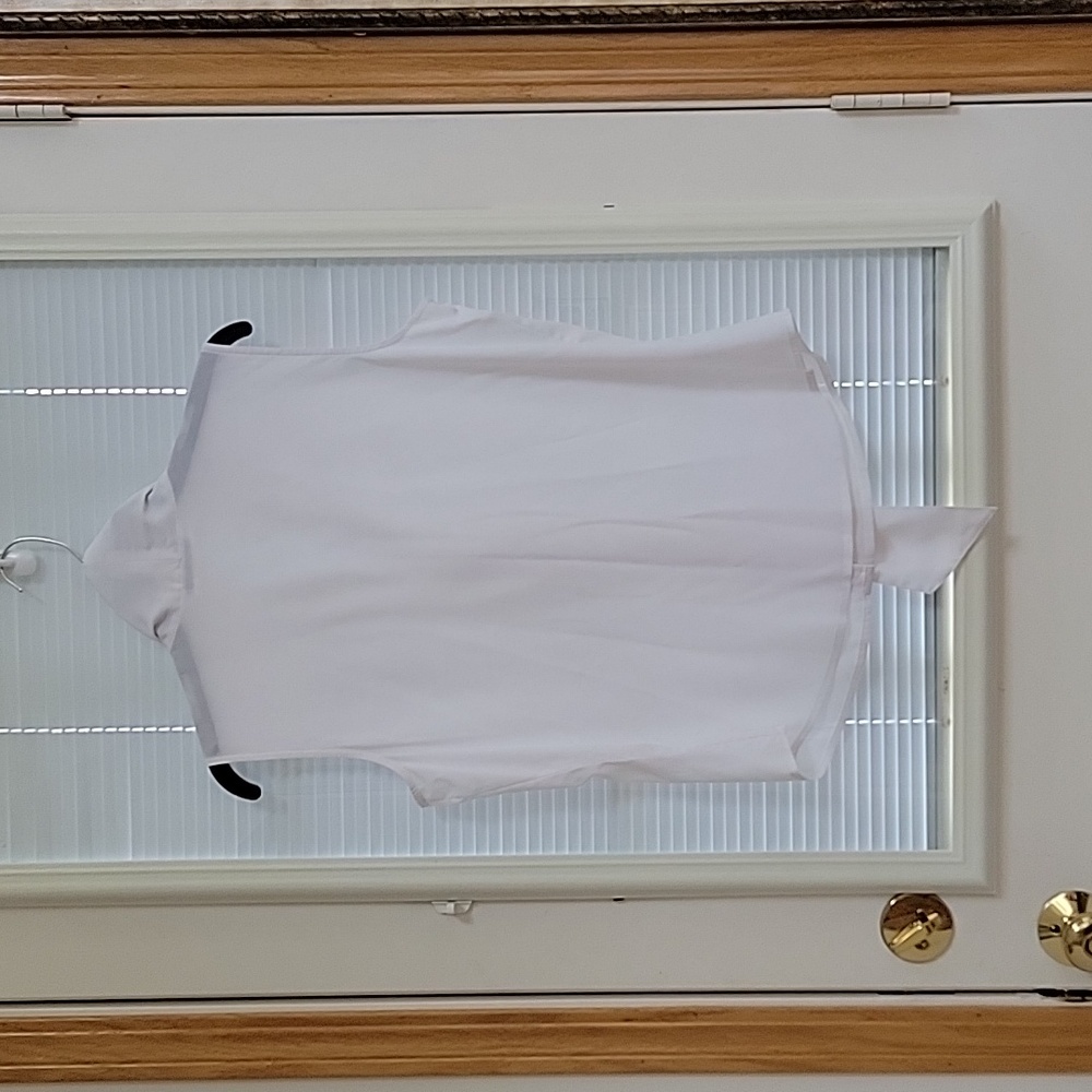 Calvin Klein Sleeveless White Blouse - Picture 5 of 5